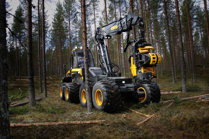 phoca_thumb_l_bear-c6-finland-3_reference.jpg